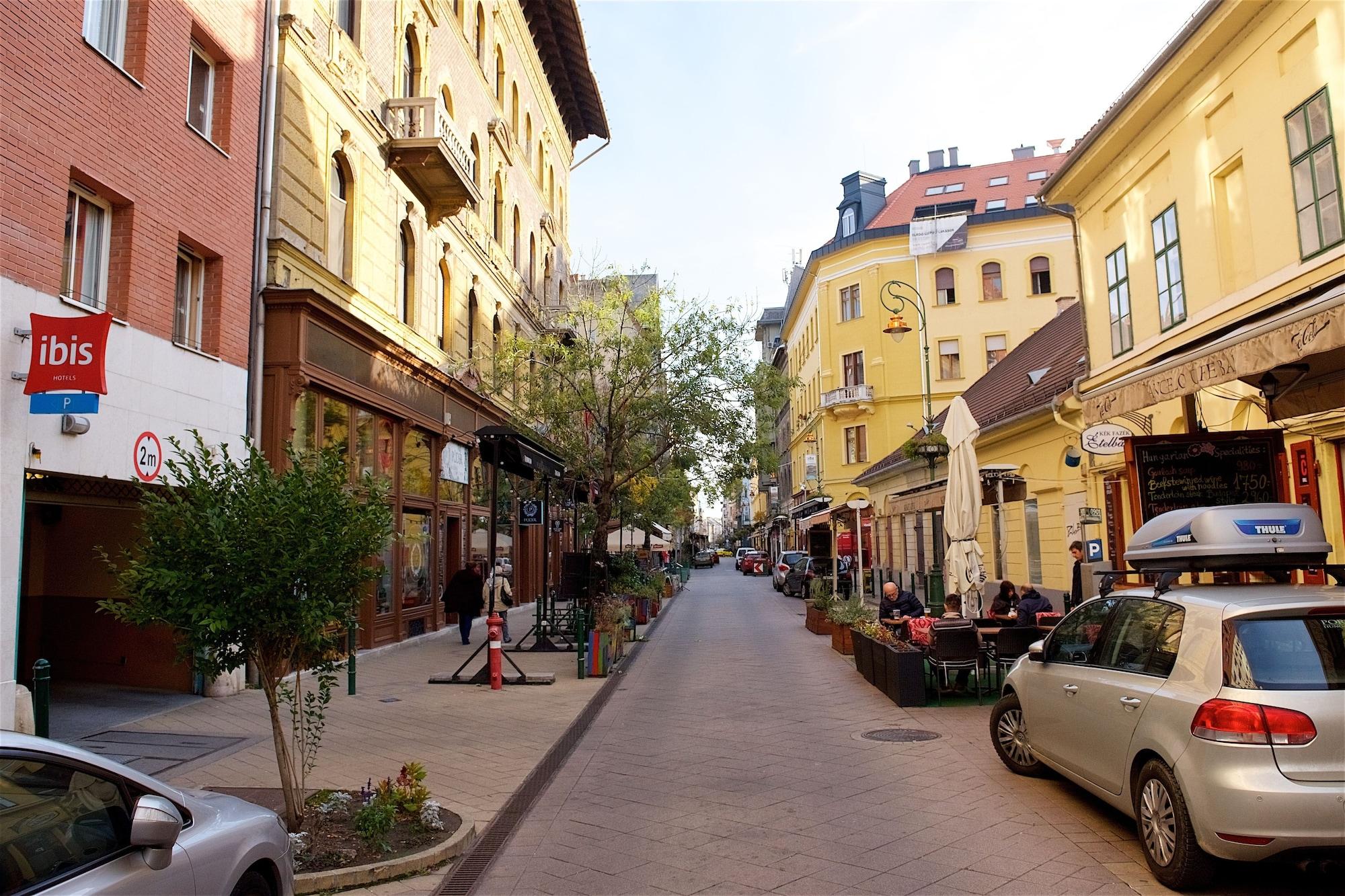 Ibis Budapest Centrum Exterior foto