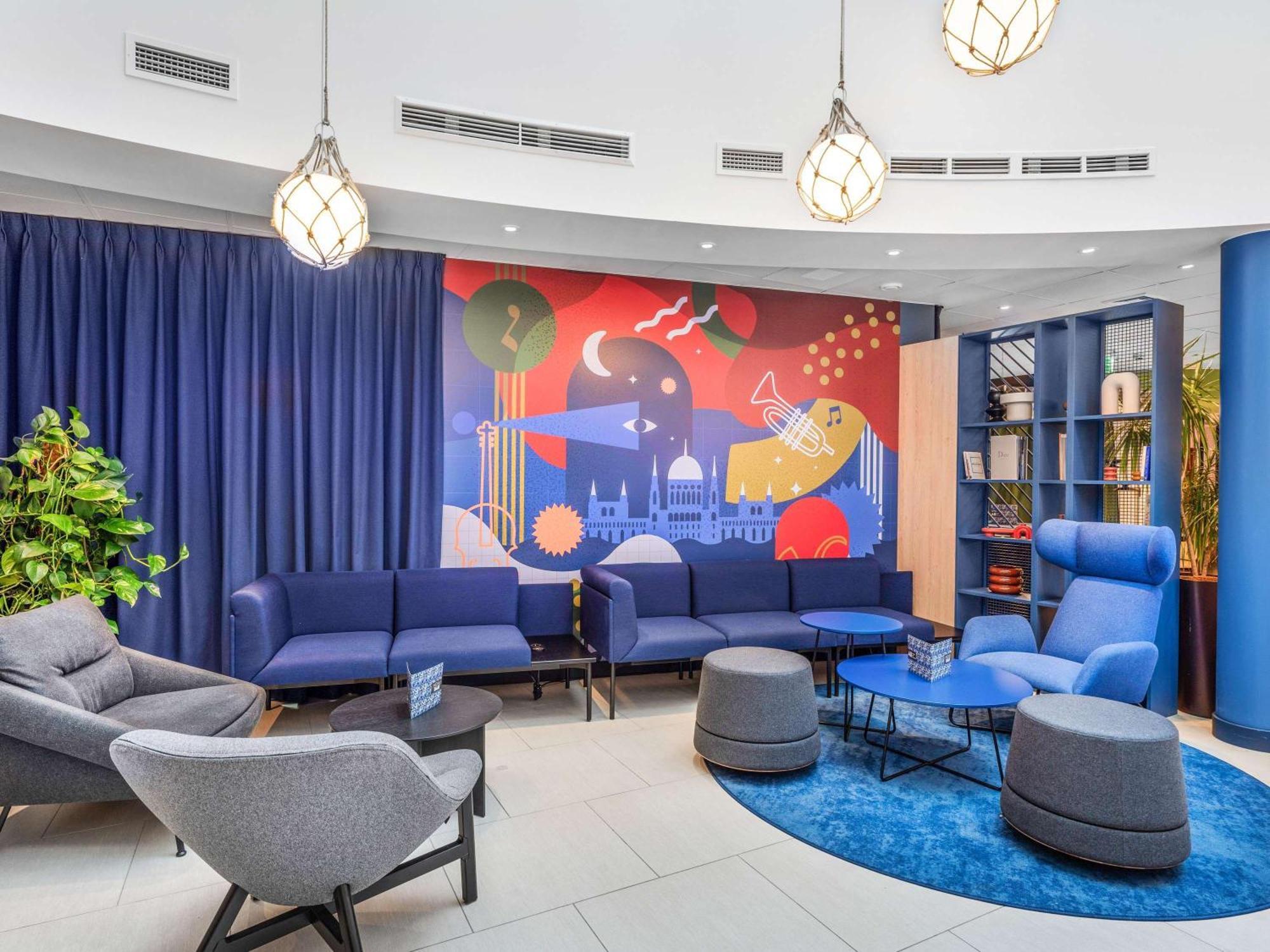 Ibis Budapest Centrum Exterior foto